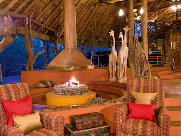 Jaci's Safari Lodge - Lounge2